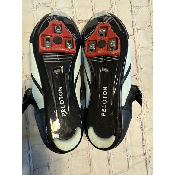 Peloton Men's Size 9.5 Cycling Shoes Black Classic Clip In For Exercise Bike - Picture 11 of 12